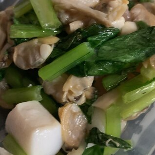 小松菜とエリンギ、シーフードミックスの炒め物